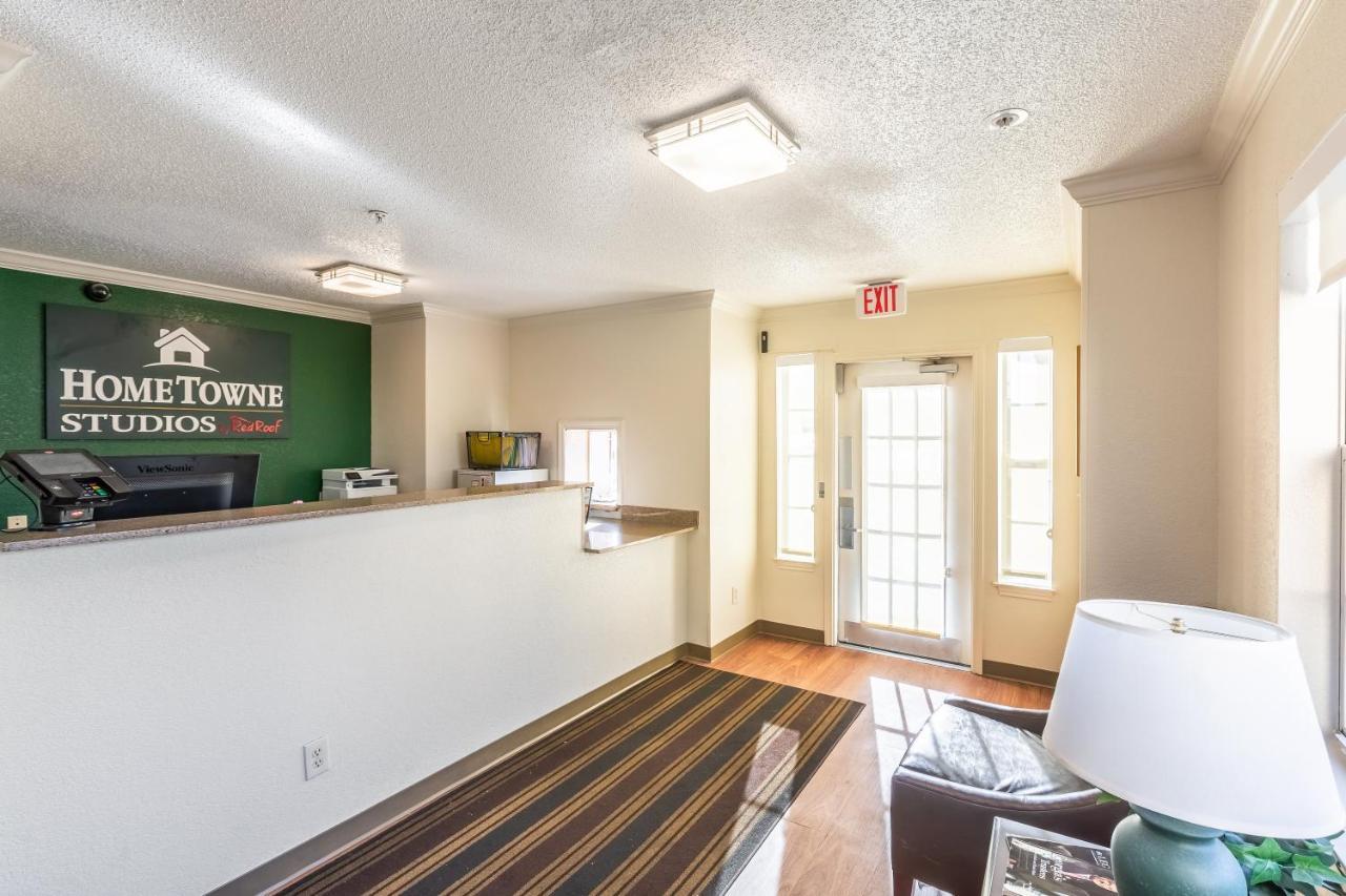 Hometowne Studios By Red Roof Atlanta Ne - Peachtree Corners Norcross Extérieur photo