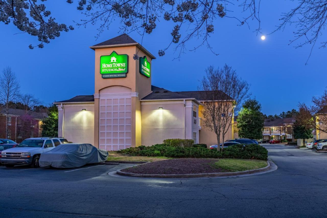 Hometowne Studios By Red Roof Atlanta Ne - Peachtree Corners Norcross Extérieur photo
