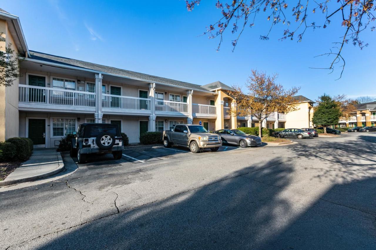 Hometowne Studios By Red Roof Atlanta Ne - Peachtree Corners Norcross Extérieur photo