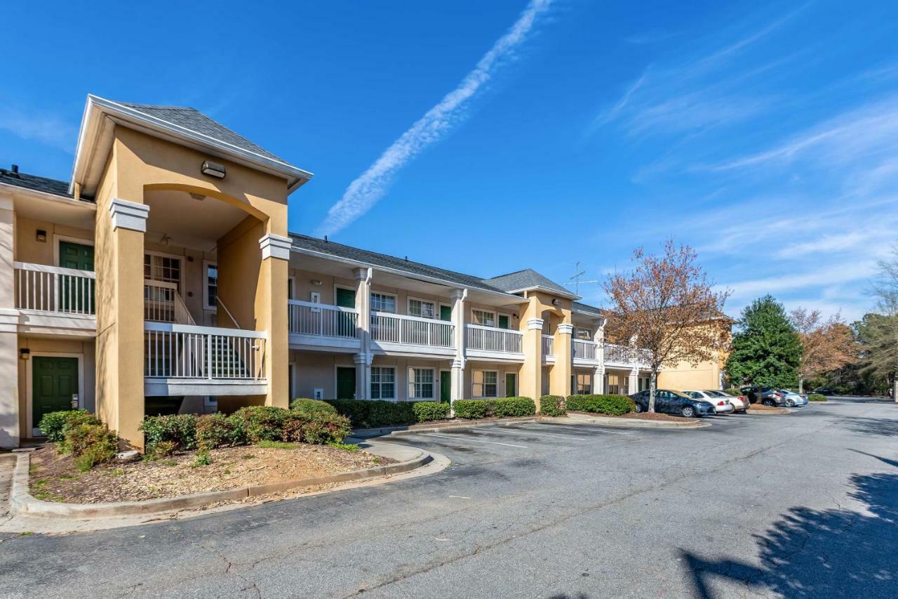 Hometowne Studios By Red Roof Atlanta Ne - Peachtree Corners Norcross Extérieur photo